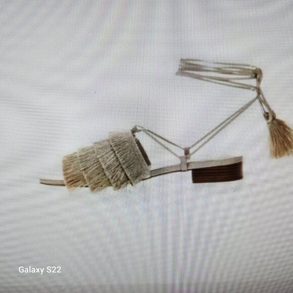 Michael Kors "Gallagher" Fringe Sandal Oyster flats. NIB. Size 5.5 - Picture 13 of 13